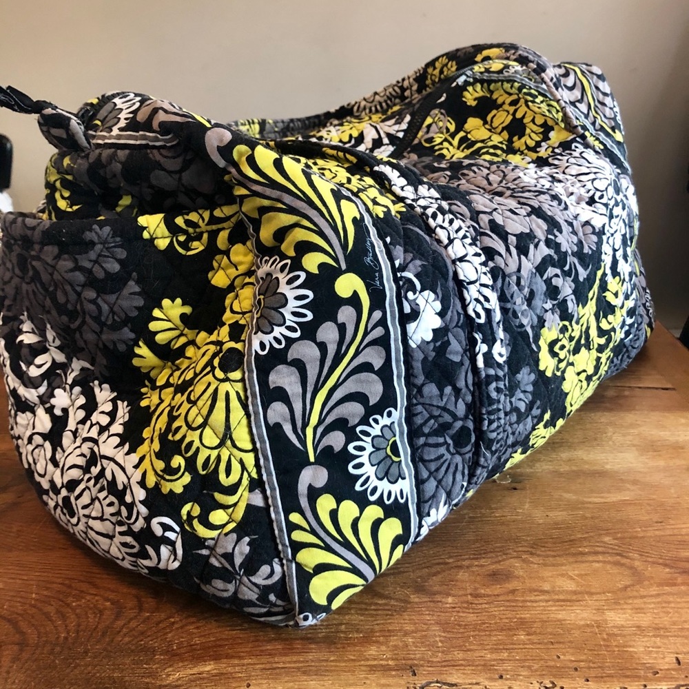 *SOLD* Vera Bradley Large Duffle Bag - Baroque